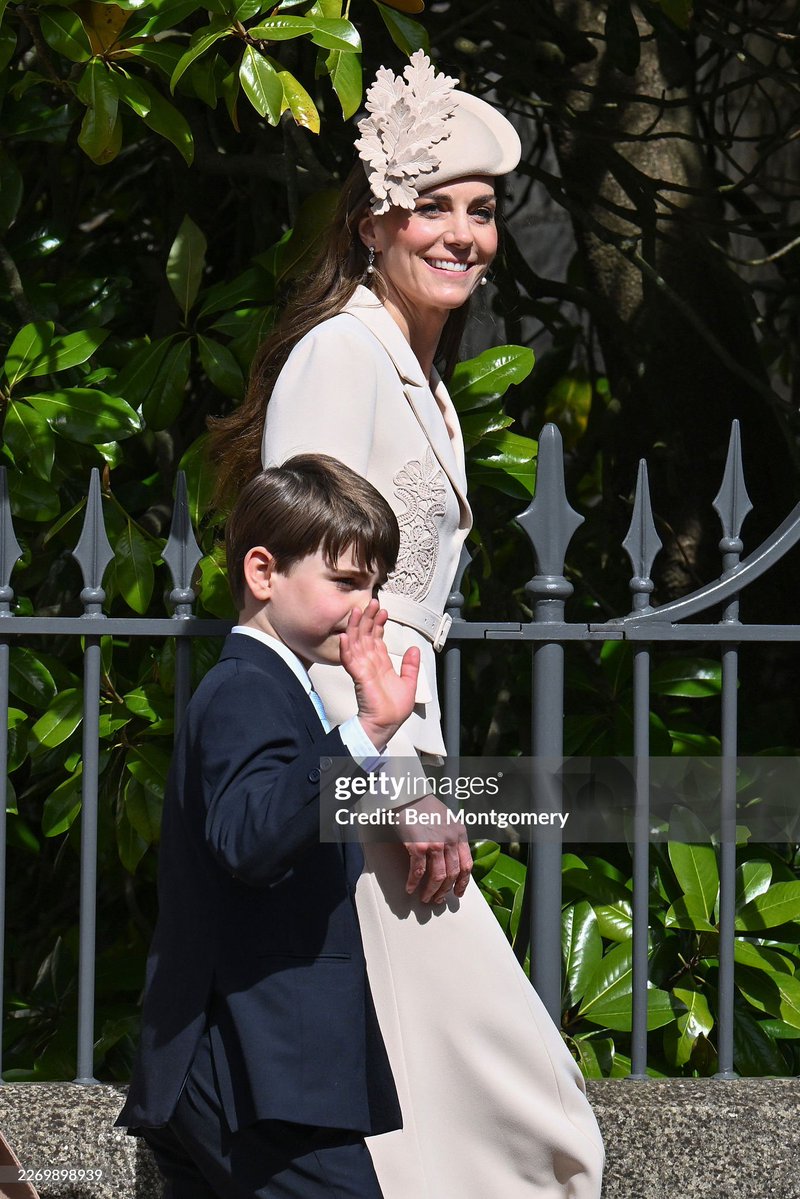 ChristinZ tweet media