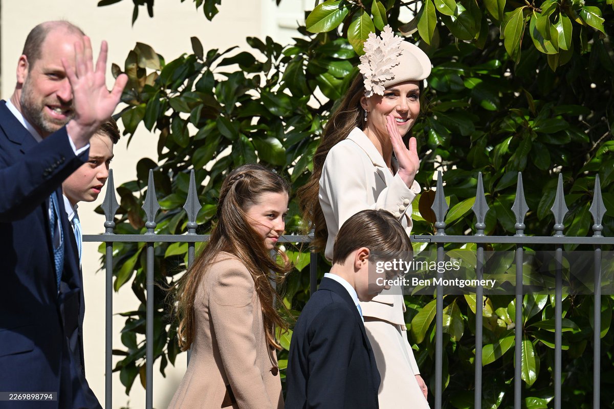 Sabirah Lohn 💕🦕🦖 tweet media