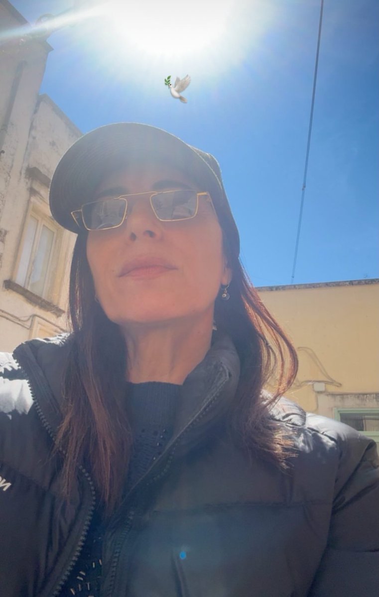 chia ✩ tweet media