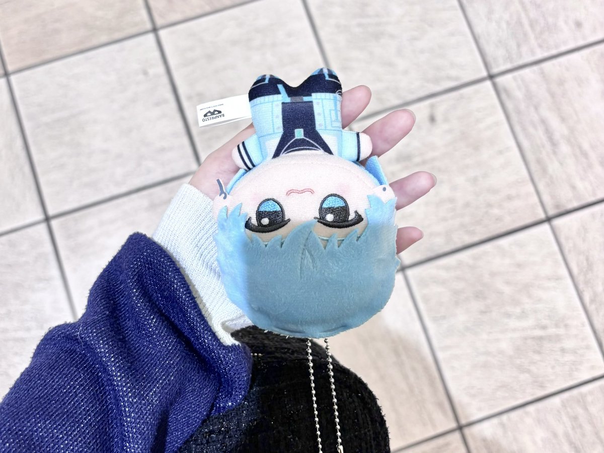 しおり ྀི tweet media