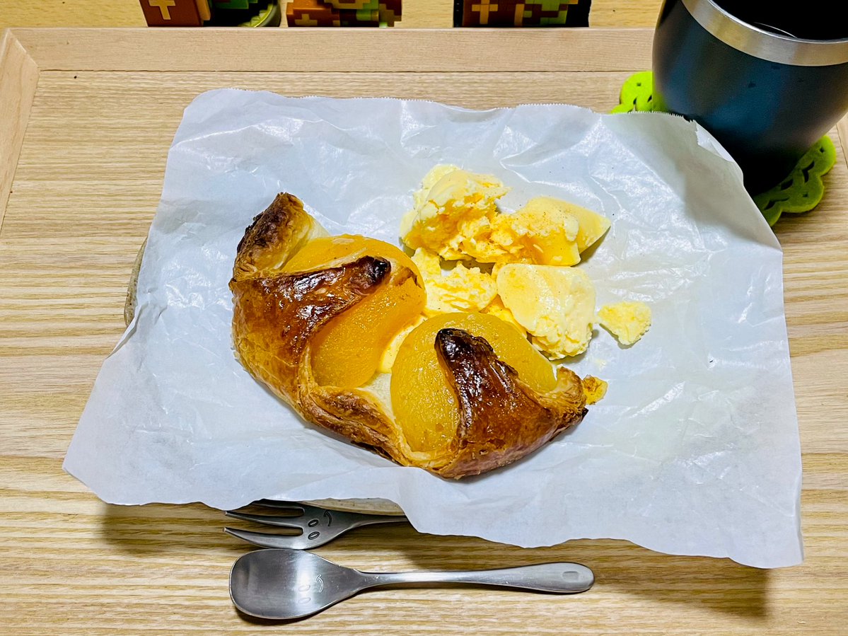 とむそん tweet media