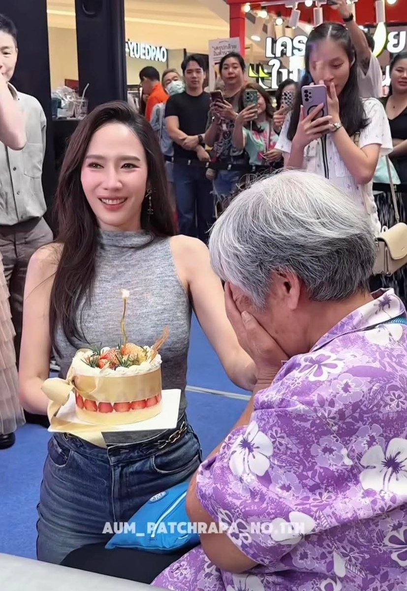 aoikotori | อาโออิโคโทริ | 青い小鳥 tweet media