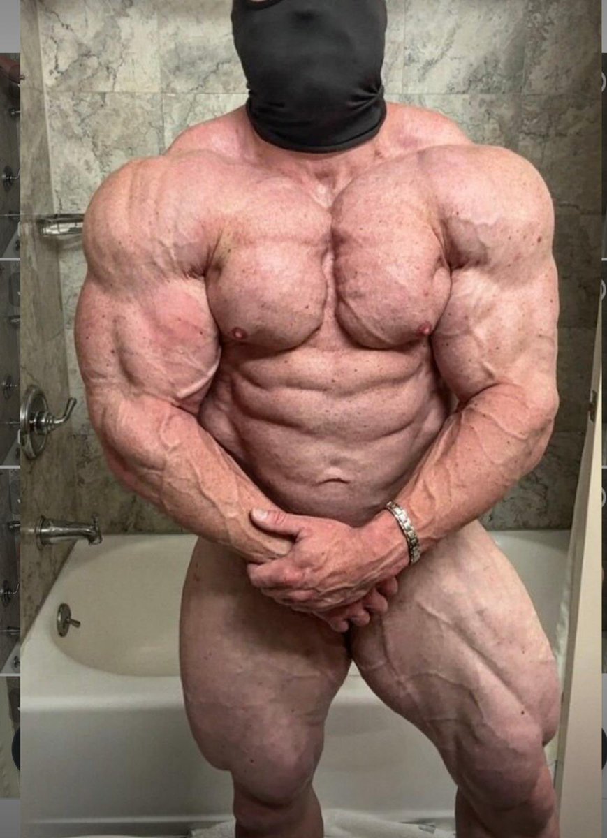 THE MASKED BODYBUILDER 💪🏽 tweet media