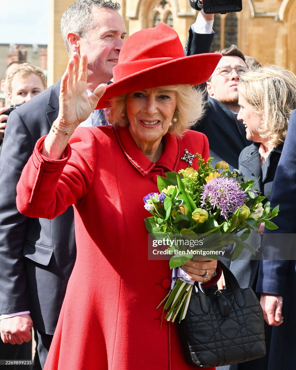 ChristinZ tweet media