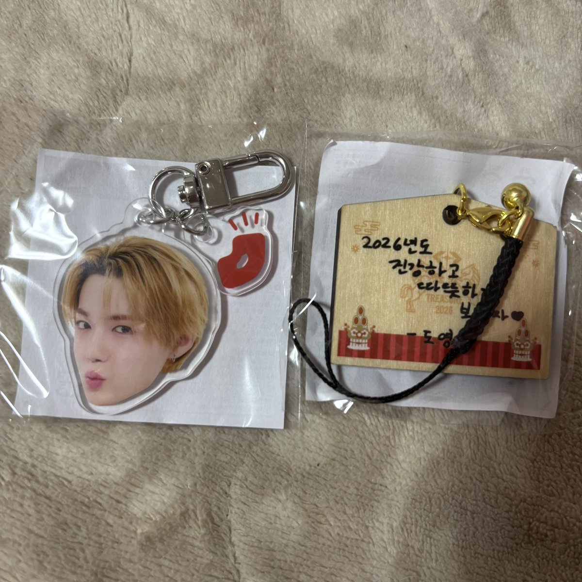 もーな tweet media