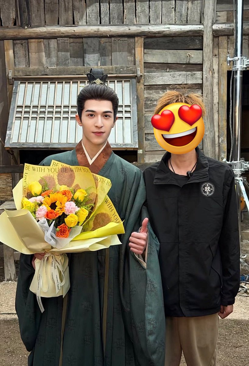 ชาพีช ༘⋆✿ tweet media