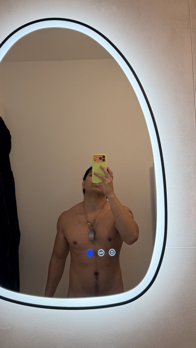 Fredxerick's tweet photo. El no te sabe tocar tremendo culote https://t.co/EnrGK3ZtXg
