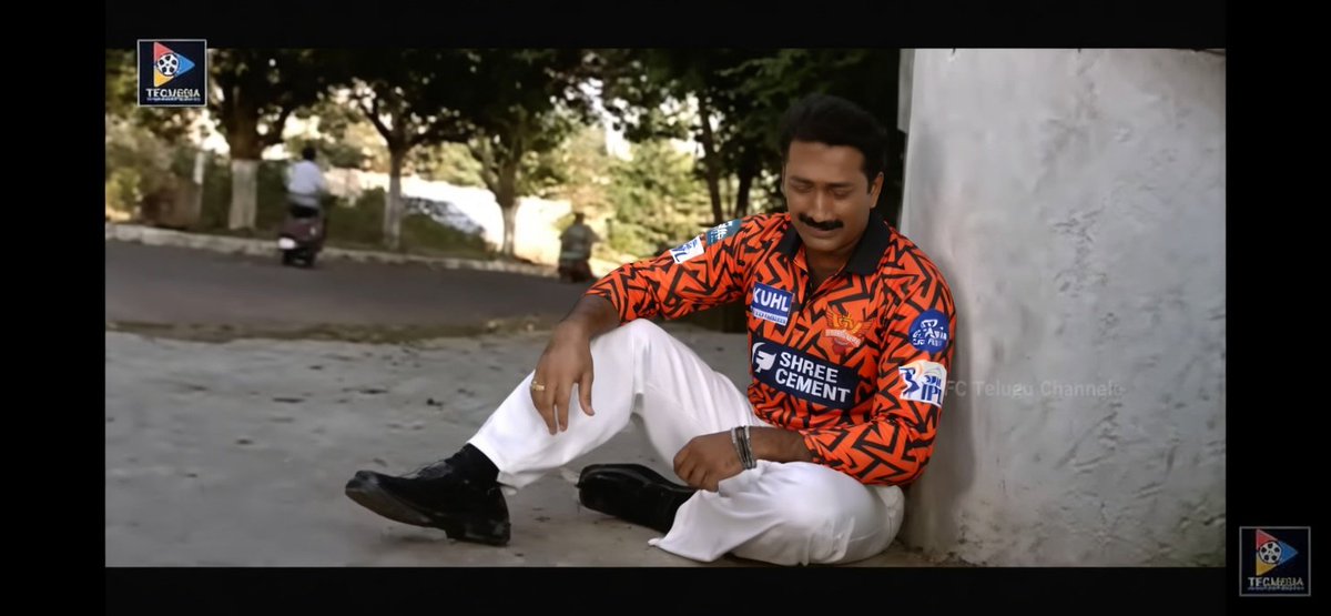 Ayyo bathhayilu

#srhvslsg #srh #kavyamaran
