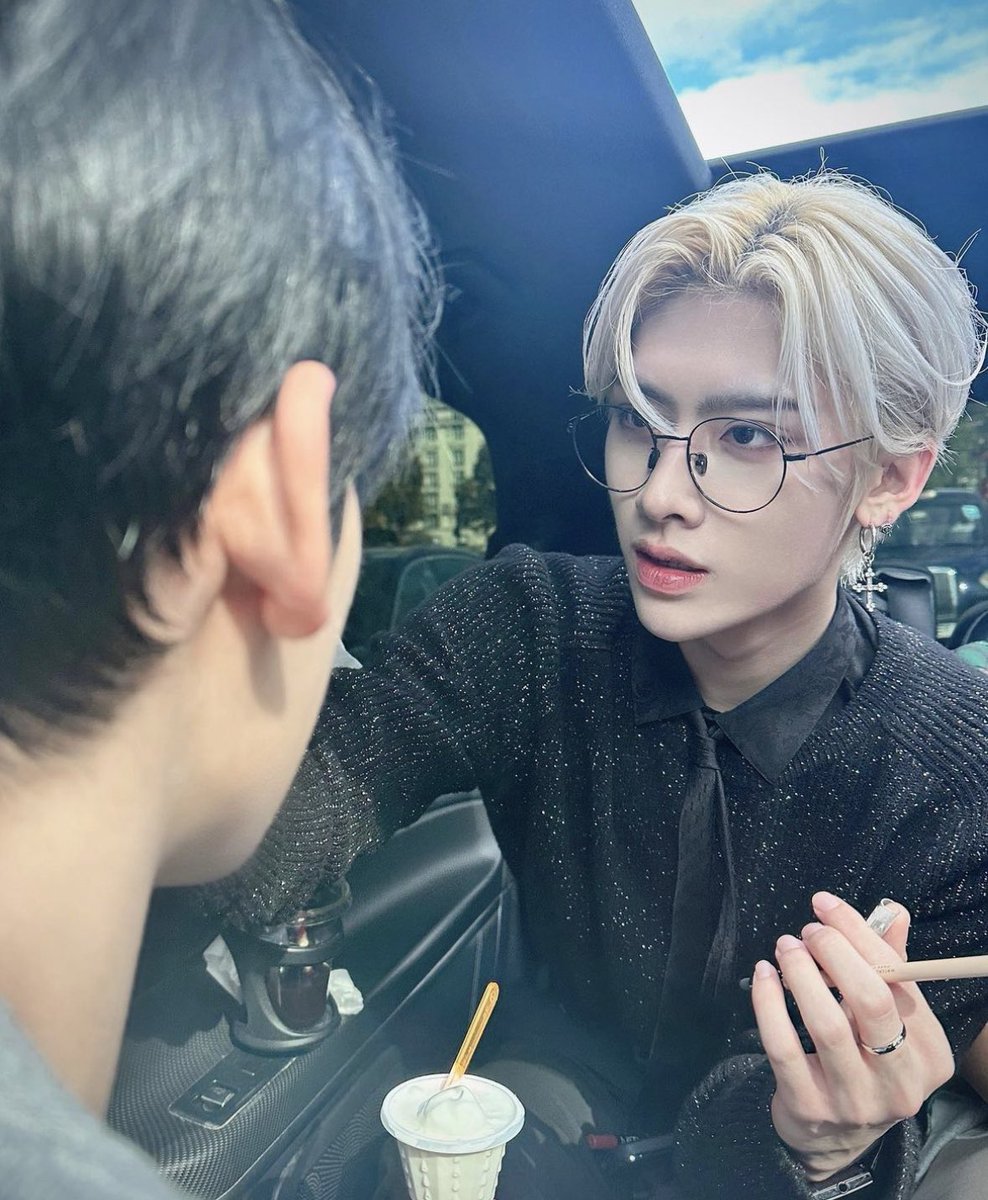 ☁️࣪ ˖ tweet media