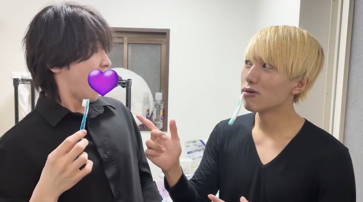 ひゅん tweet media