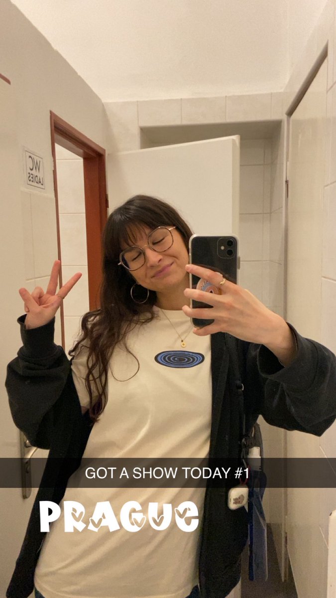 flickeroyals's tweet image. PRAGUE LETS HAVE YOU 🫶🏼💚
#HDWGHTPrague