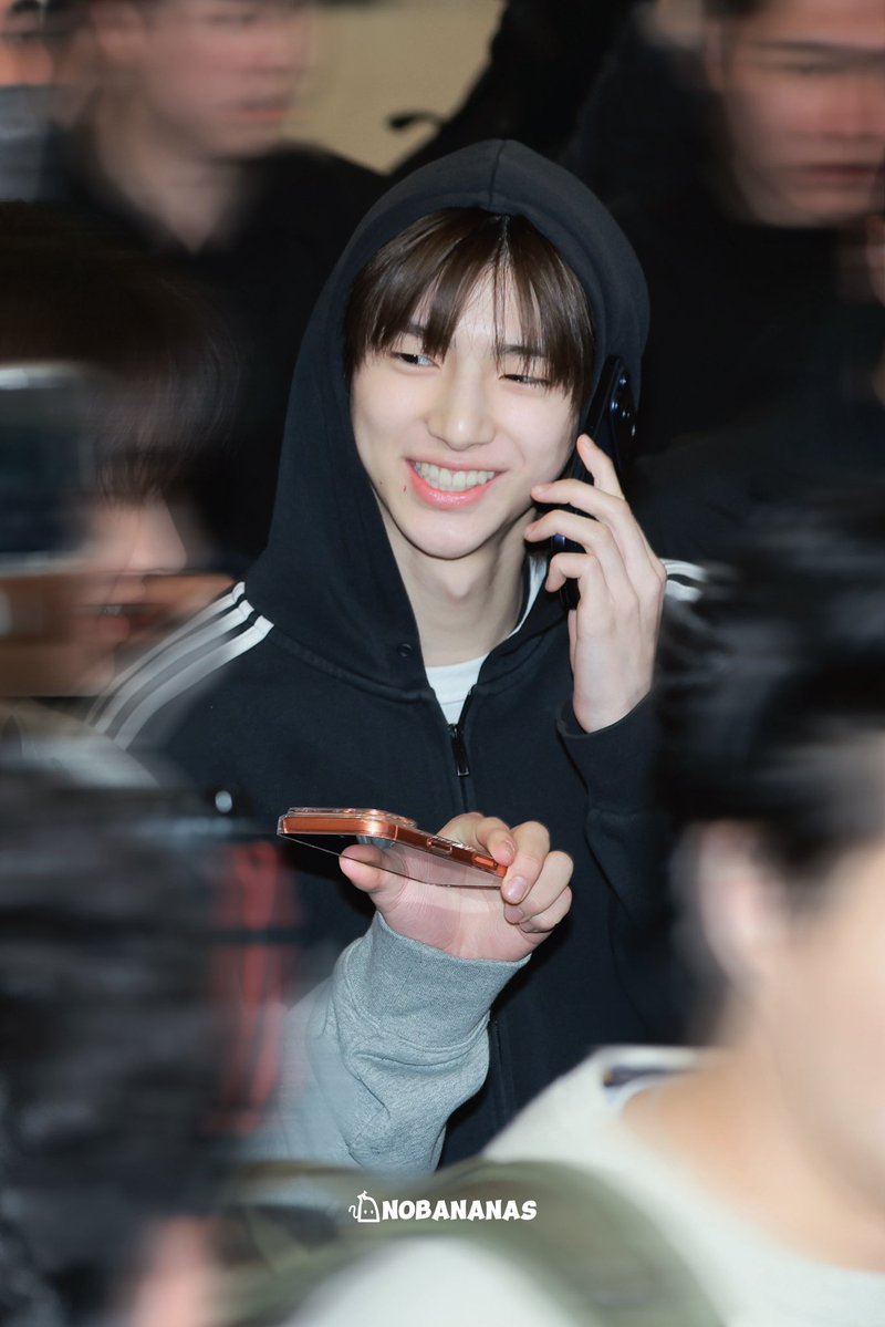 Nobananas tweet media