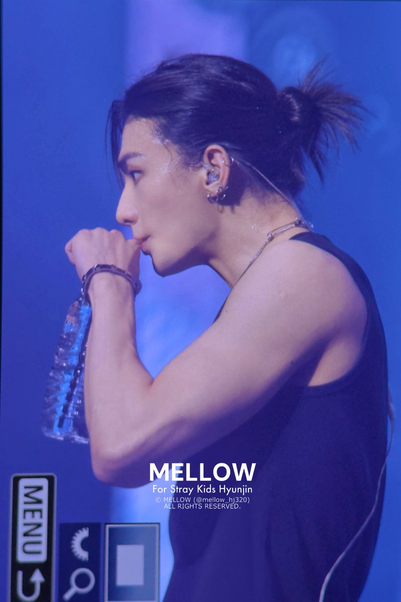 ᴍᴇʟʟᴏᴡ tweet media