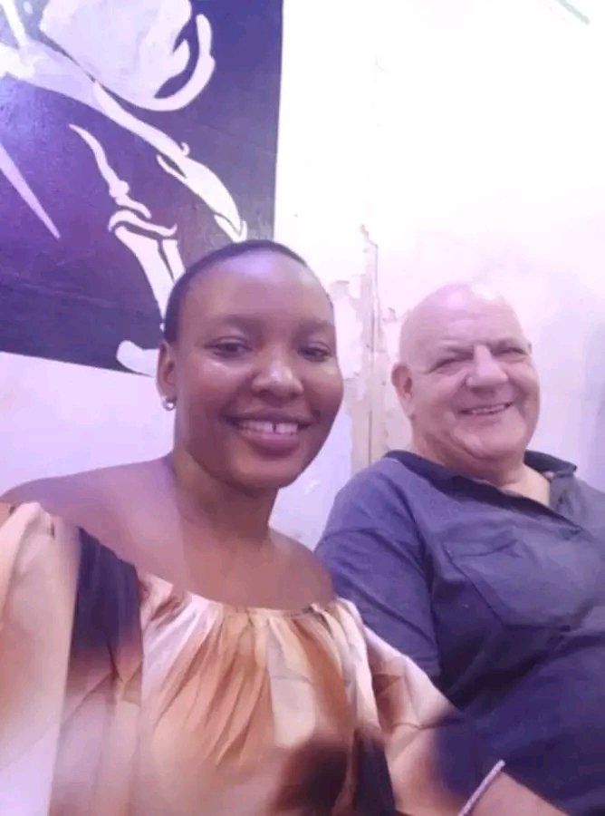 propickzone's tweet photo. This is the trending Mzungu man mercilessly chewing our sisters in Menyinkwa, Kisii Town.https://t.co/1XHbcmU52b https://t.co/4sIcC2pWt9