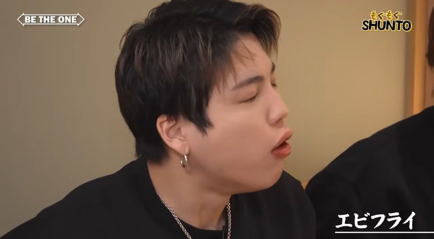 すーこ tweet media