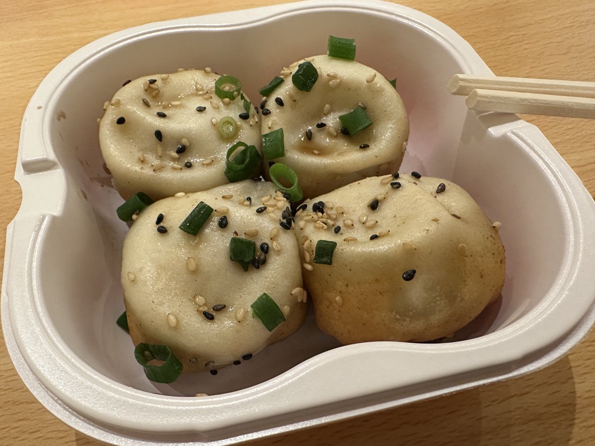 あぽみ tweet media