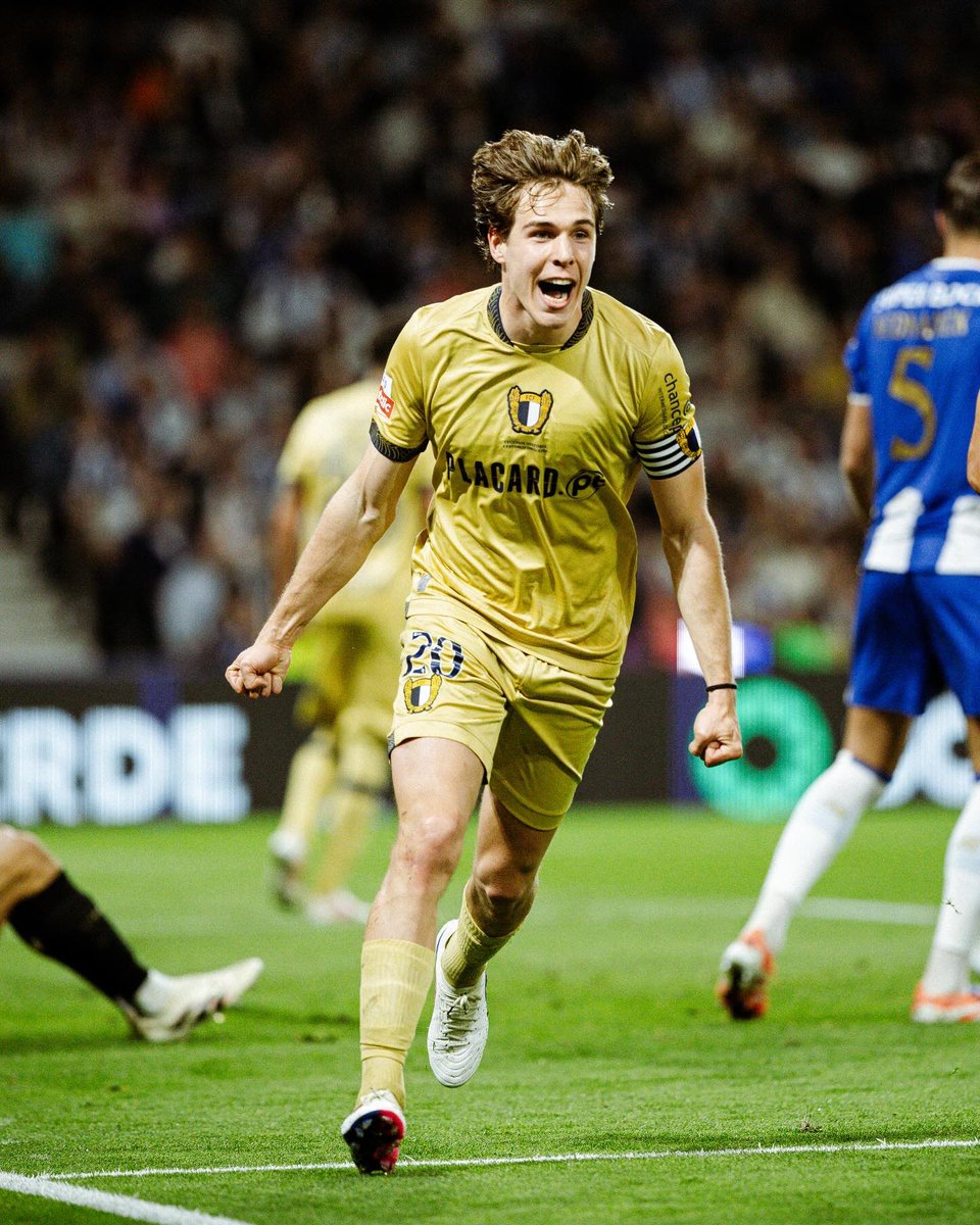 Manolis Giakoumakis tweet media