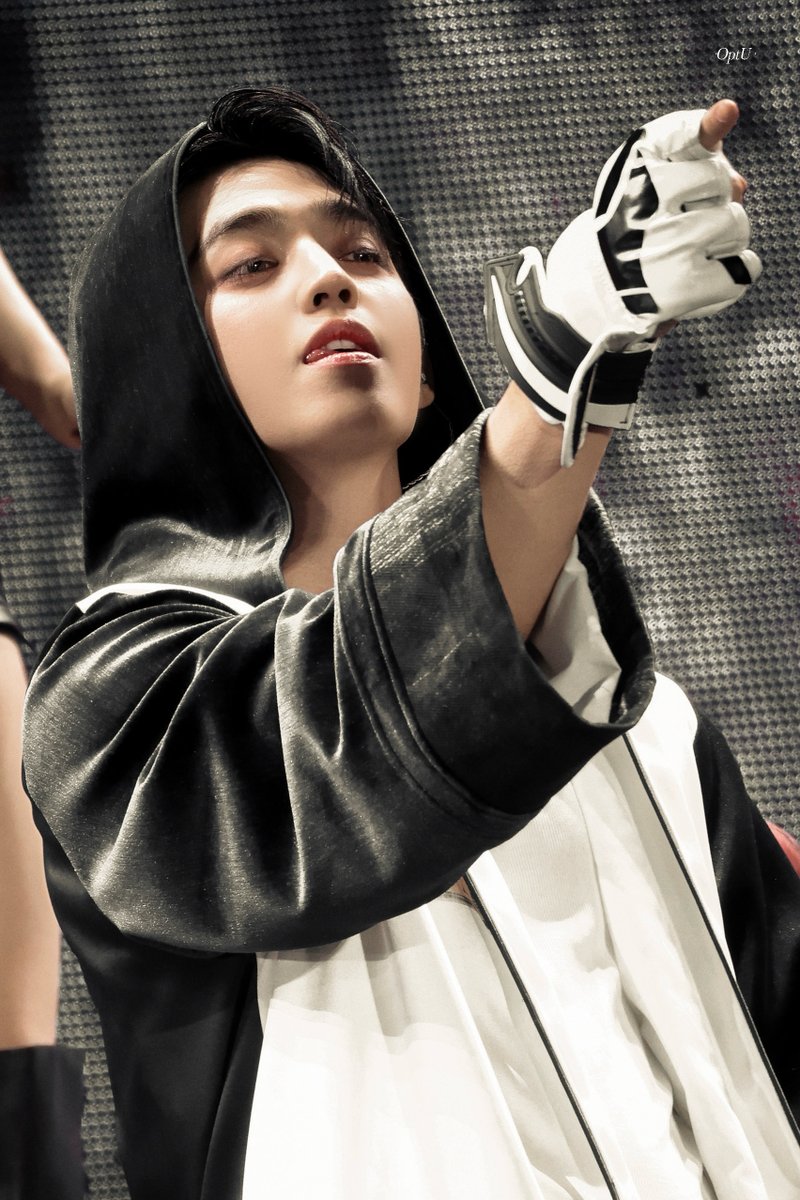 ·OptU·Scoups· tweet media