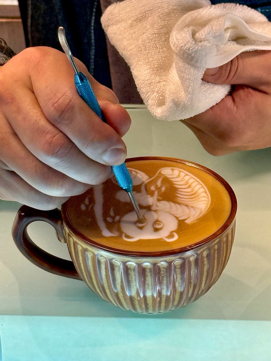 J.r.naeder tweet media