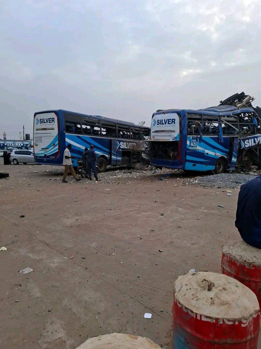 Monsieur Avril tweet media