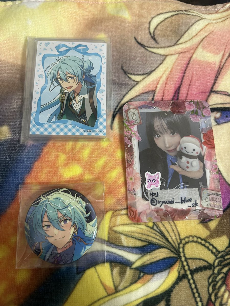 ゆり@ツイフィ必読 tweet media