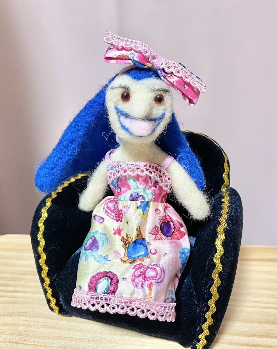 よふー tweet media