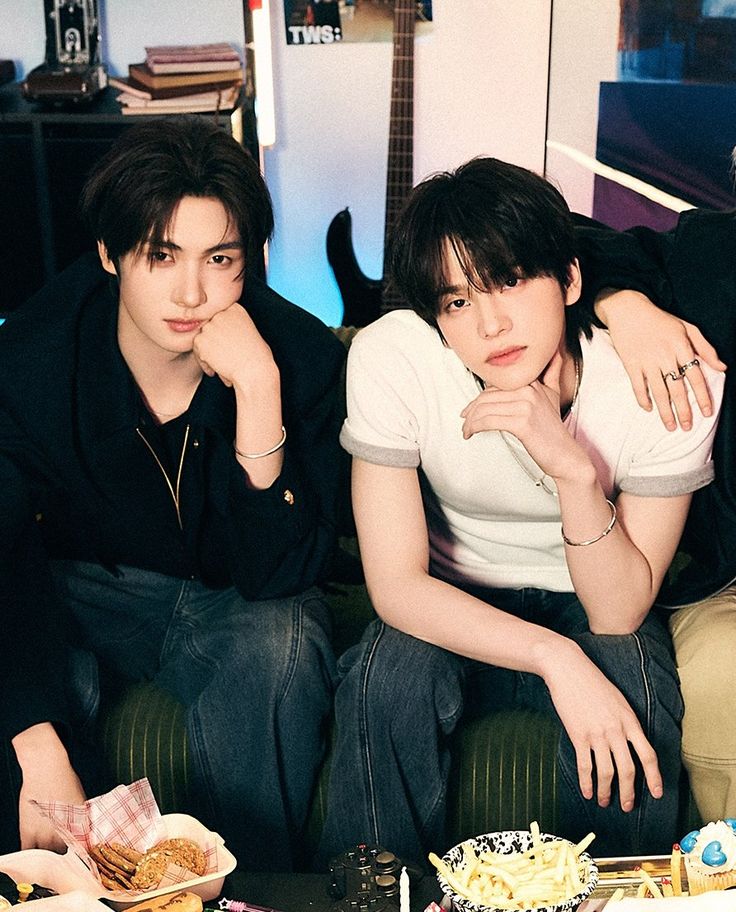 NIDJAE Base | Cek Bio Buat Kirim Mnfs tweet media