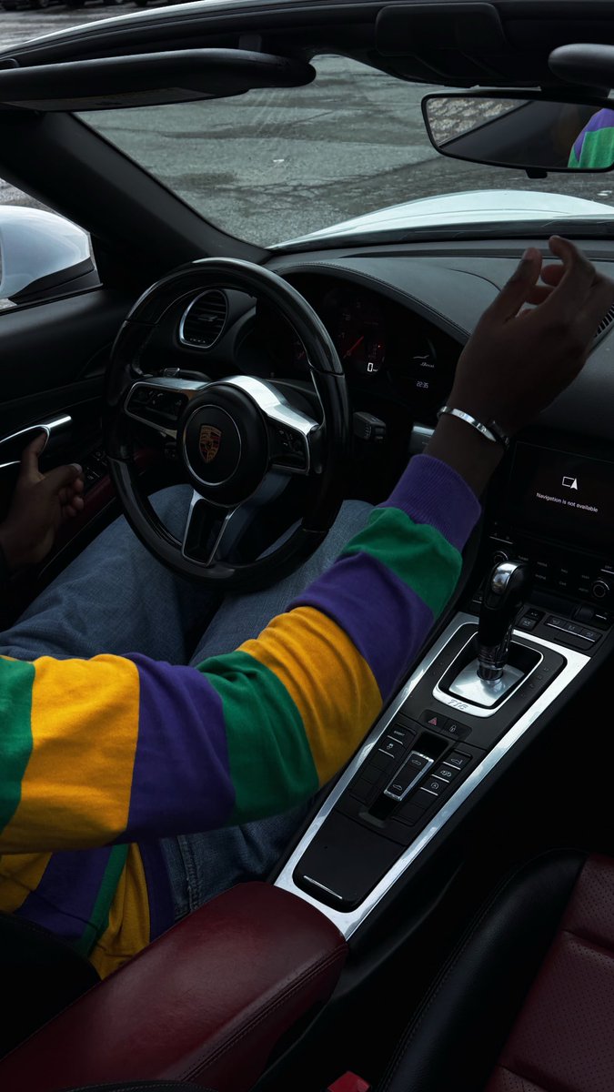 Timi Londn ⚜️ tweet media