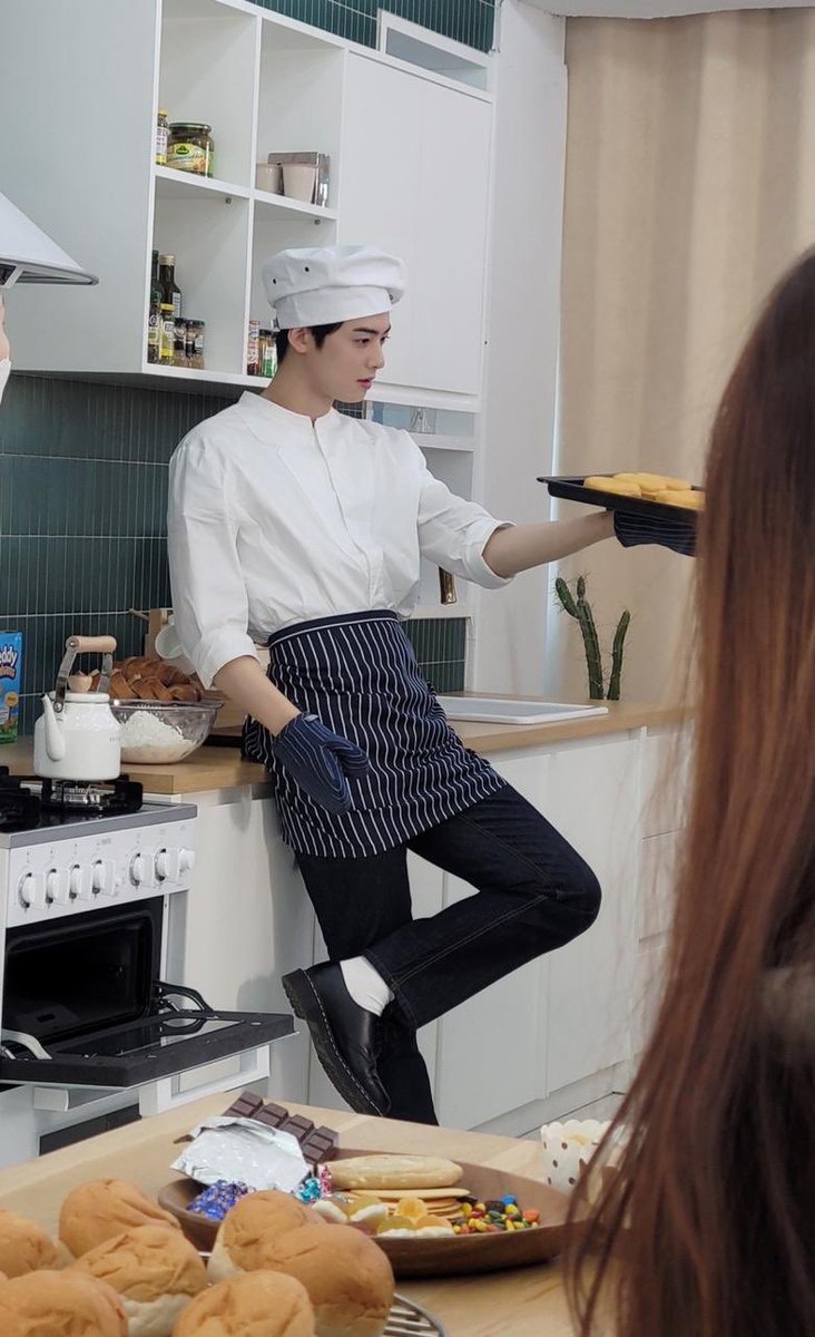 해피영 tweet media