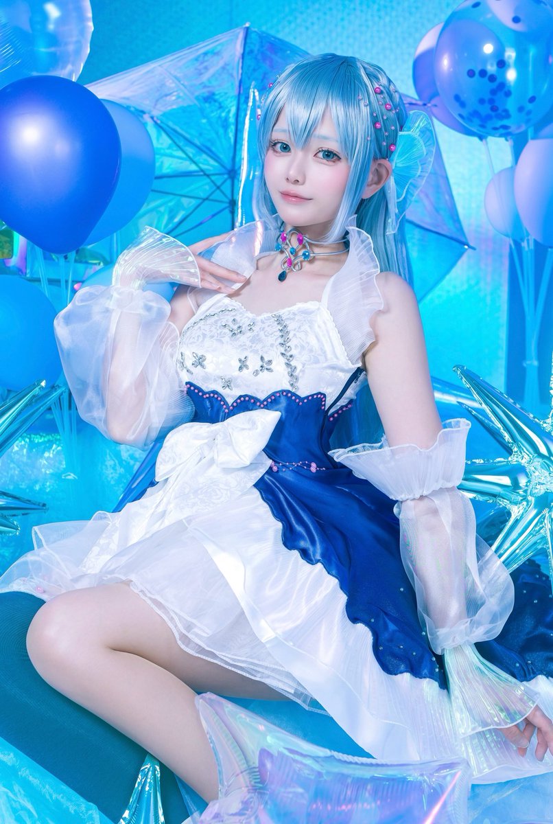 RNP_tmt's tweet photo. *cosplay／🪼

🫧

 泡沫に 沈む

photo.@zunma_photo https://t.co/jYRrXxiQT7