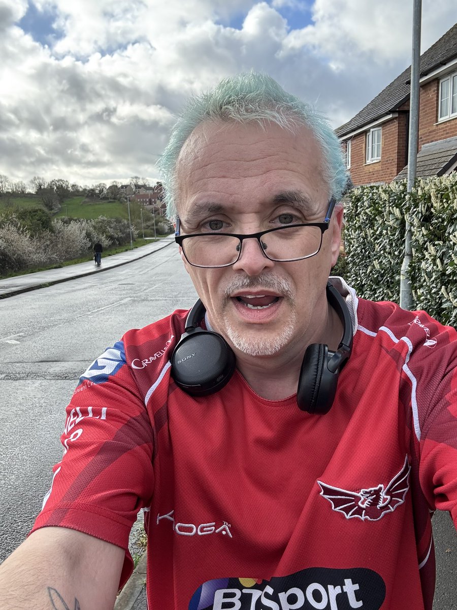 Neil-The-Scarlet-Runner tweet media