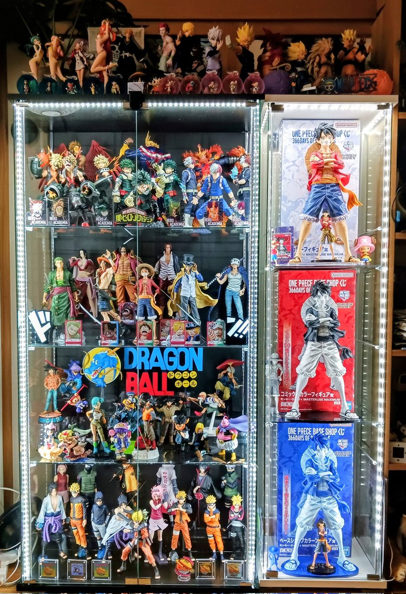 ついでにとなりのショーケースものせてまえ‼‼😁✨✨