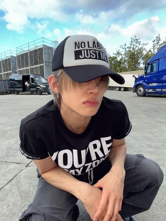 min 🥀 | leowon au tweet media