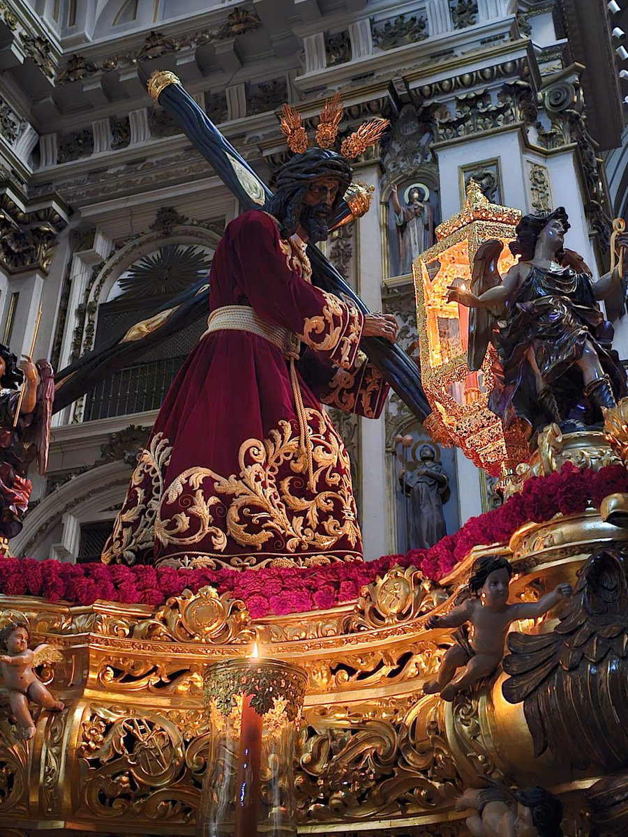 Hermandad Jesus del Gran Poder y Macarena Madrid tweet media