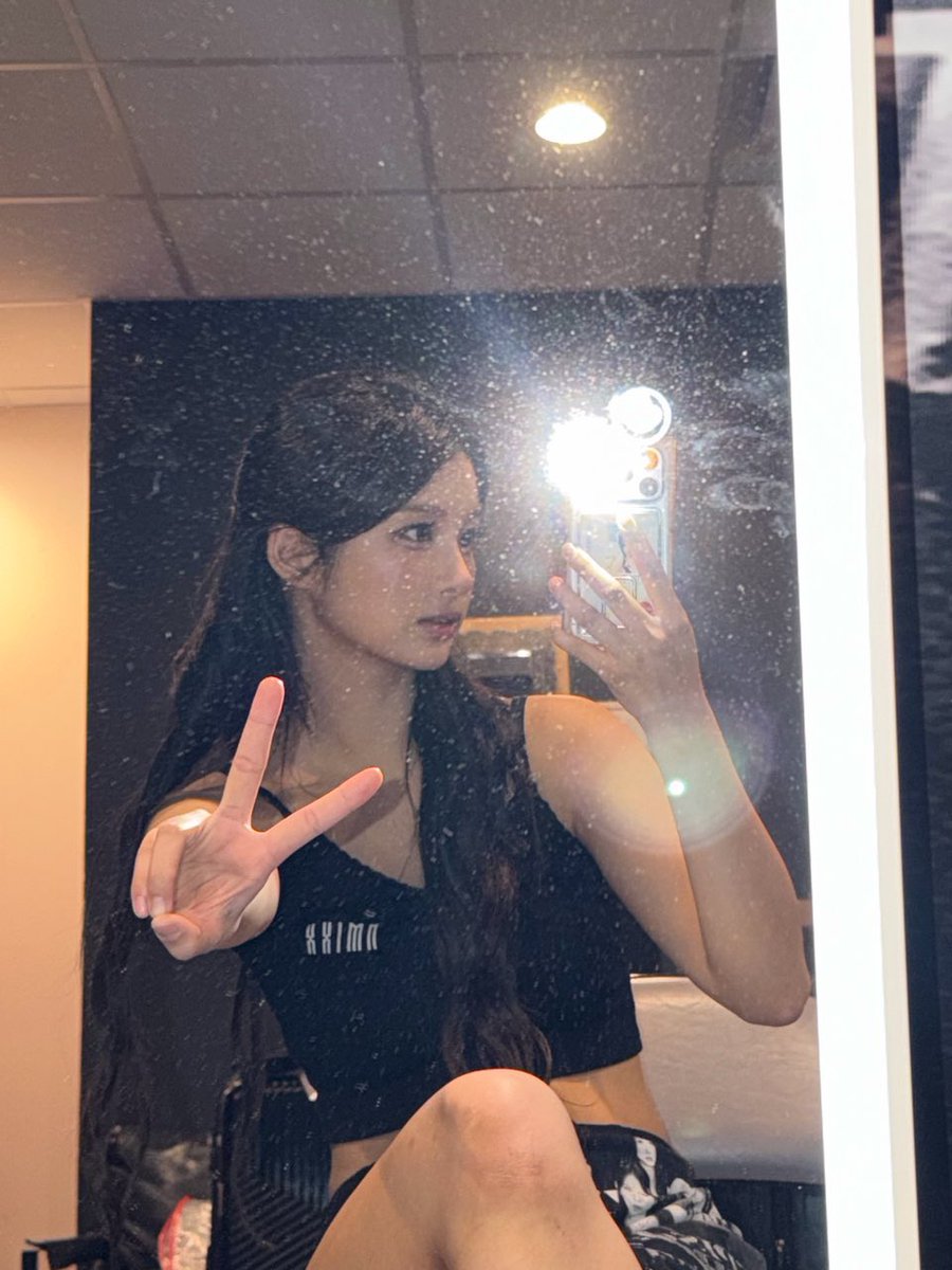 nmixx pics tweet media