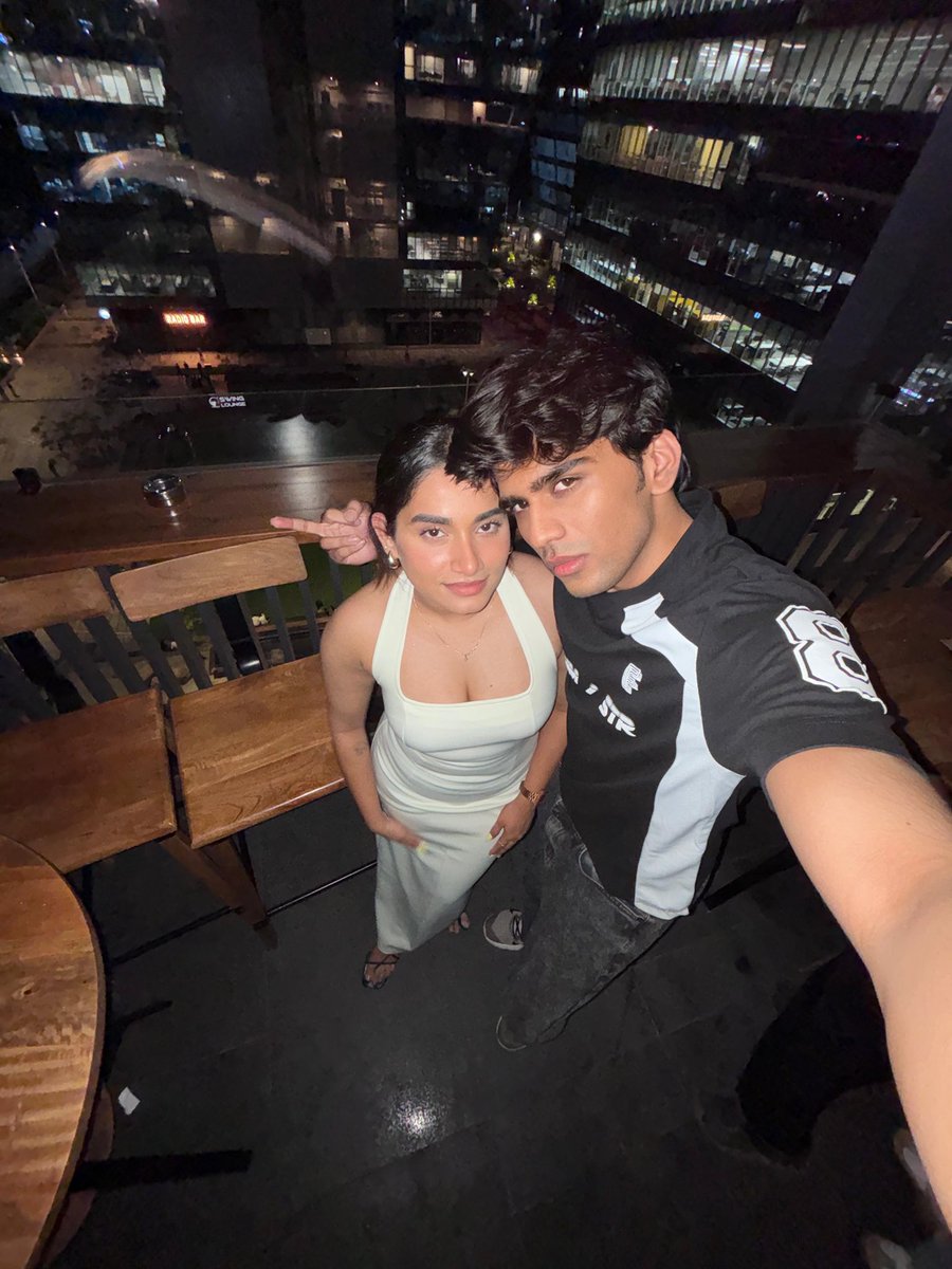 jade4eachother's tweet image. #wemetontwitter