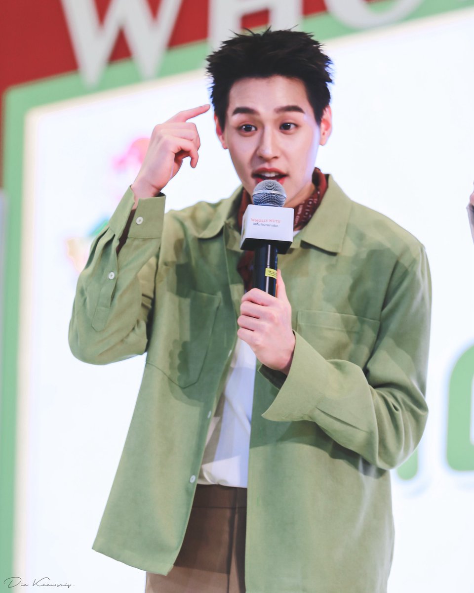 𝗱𝗶𝗮 ◡̈ 🤎🍃🍂 tweet media