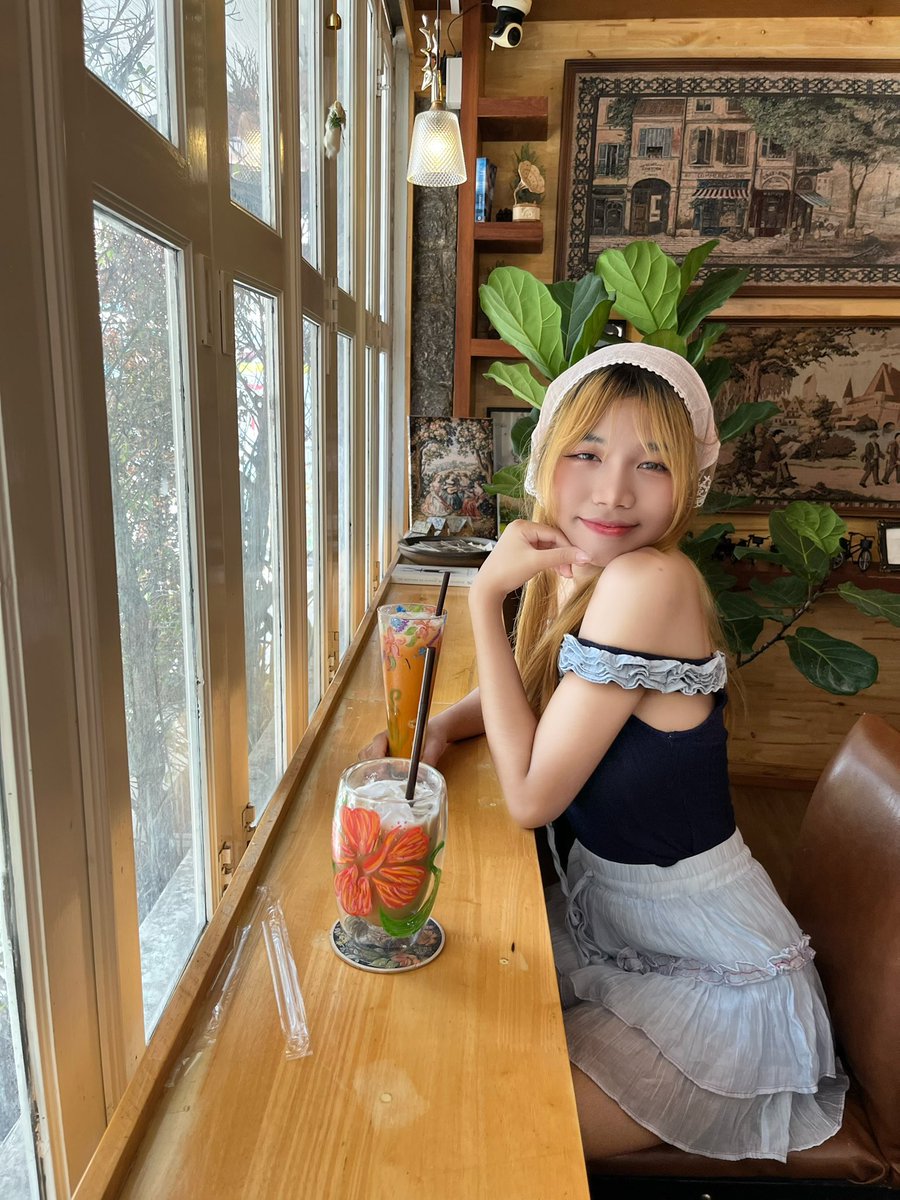 irikrphnht8738's tweet photo. หาเพื่อนเที่ยวคาเฟ่ถ่ายรูปเล่นเกม #หัวหิน https://t.co/c7aaXl3Kj1