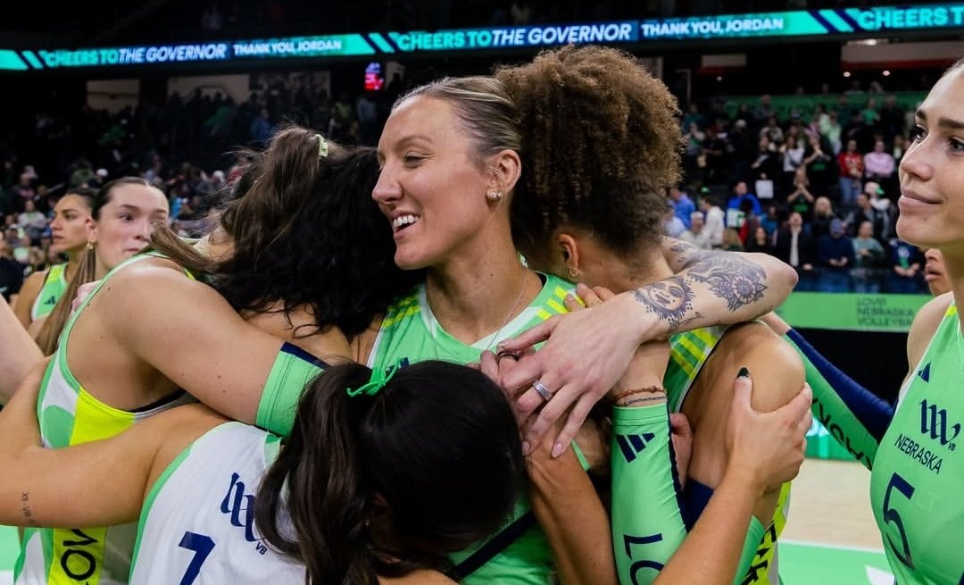 Vsever 2.0 🏐 tweet media