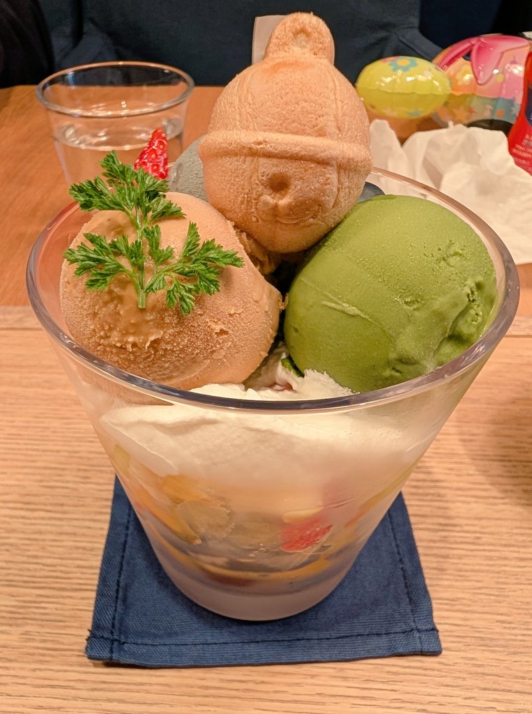 おケイ tweet media