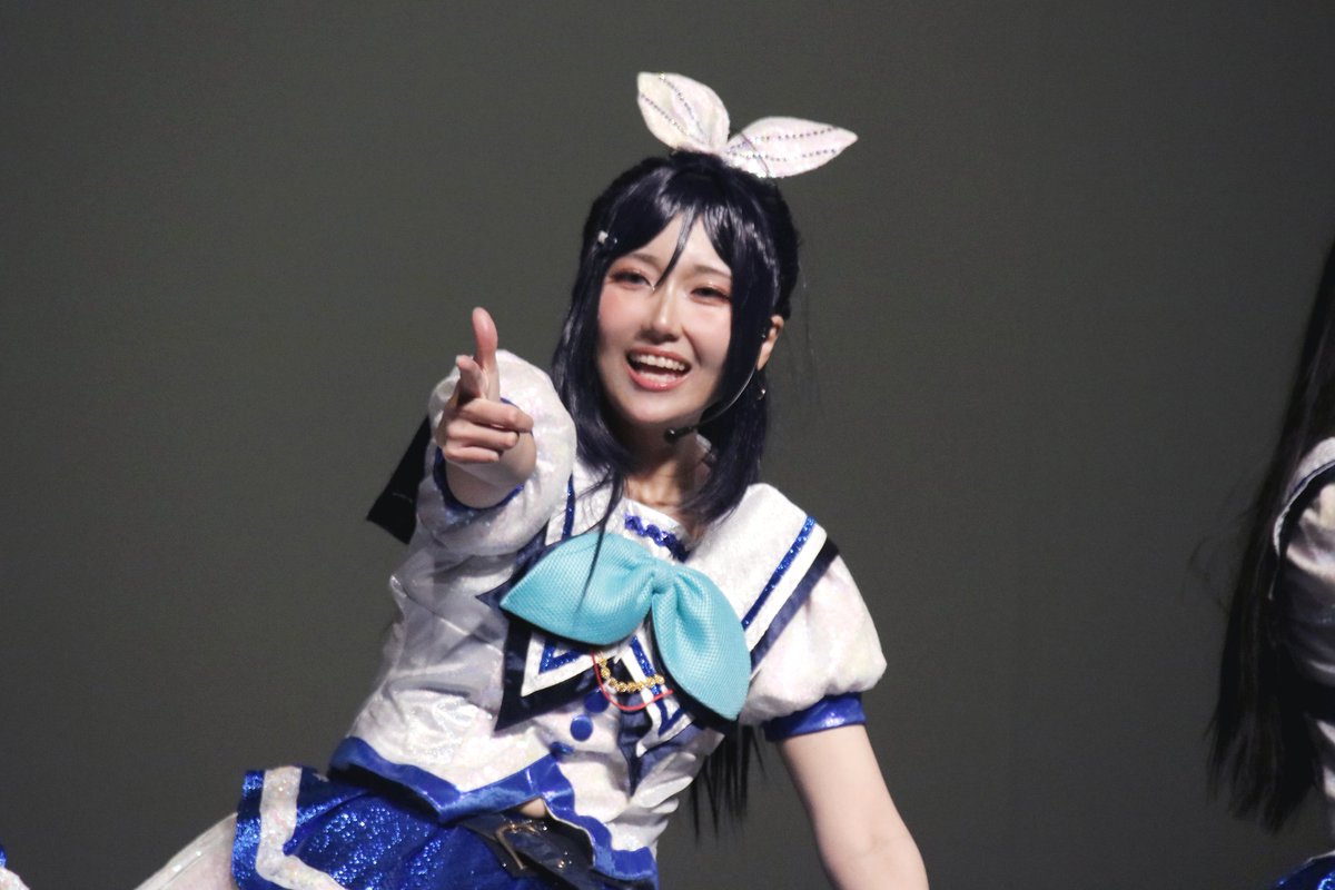 네오름 tweet media