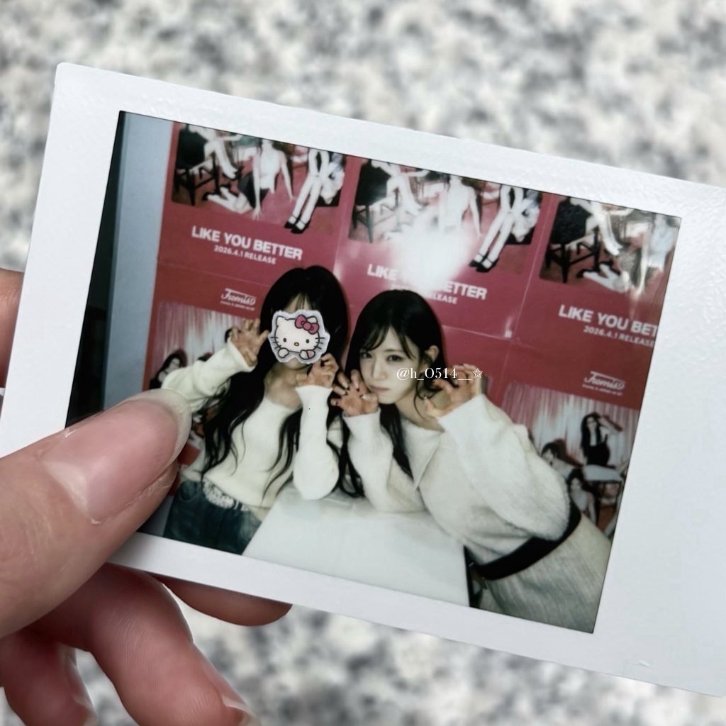 h_O514__'s tweet photo. ✩
fromis_9 オフイベ チェキ ツーショ チェヨン
✩
 #fromis_9 #이채영 #LEECHAEYOUNG https://t.co/bb7XMGU4C4