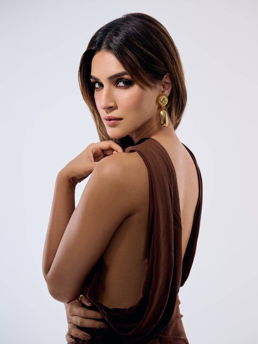 Desi Battler🫦 tweet media