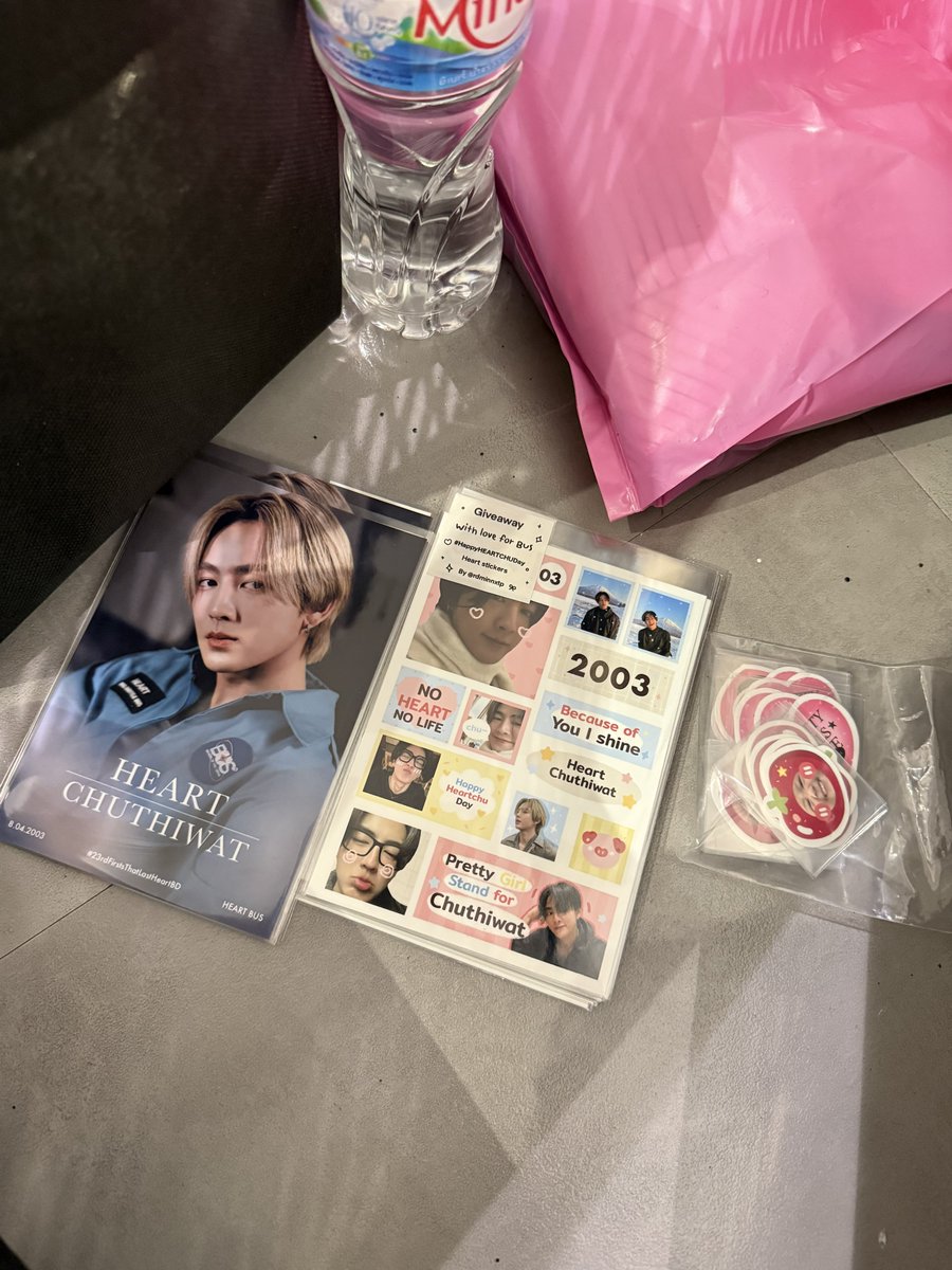 Rdminnxtp's tweet photo. อยุตรงนี้นะคะ มีม่ายเยอะเเบ่งๆกันน้า
#23rdFirstsThatLastHeartBD
#23rdGiveawaytoCHU https://t.co/fpPOOczxKP