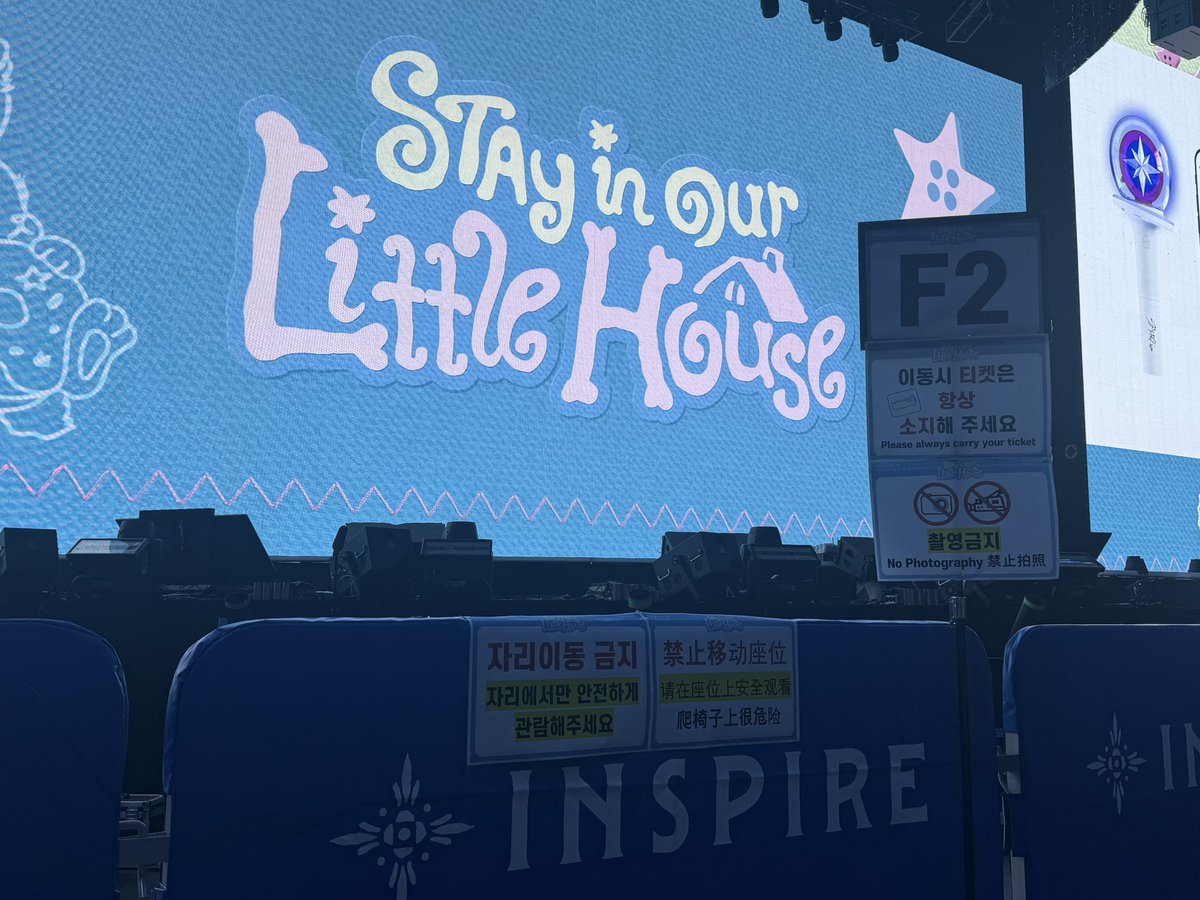 _Ioveskz's tweet photo. I'm in~ SKZ let's goo~~ https://t.co/zsWghi7oc3