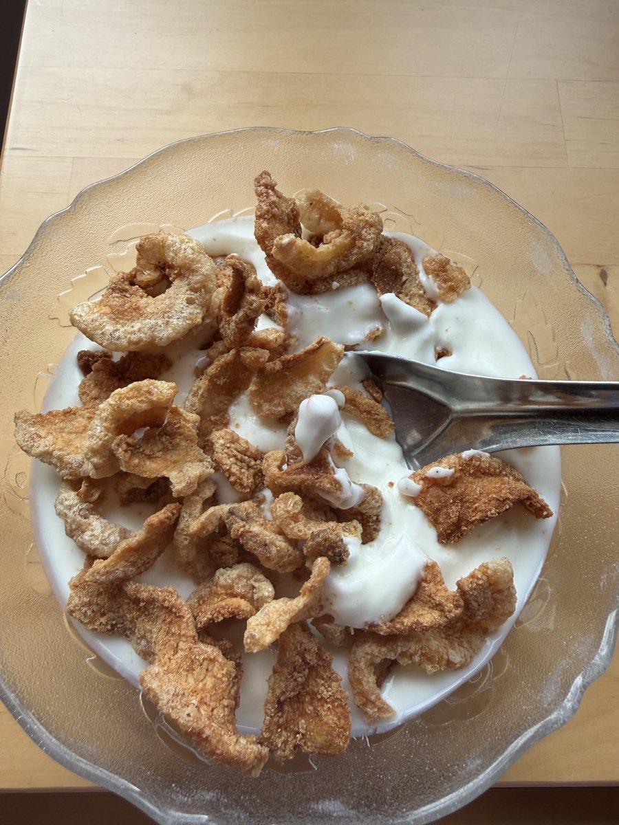 the hug | โปรด #เคารพเสียงประชาชน 🥑🤍 มัสมั่นเองง tweet media