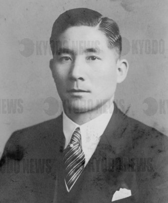 mooncave tweet media