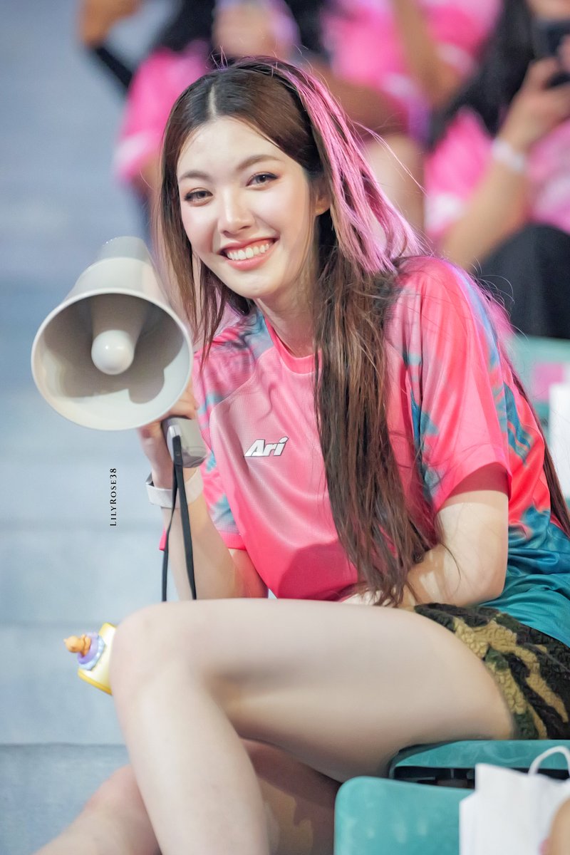 LilyRose38 tweet media