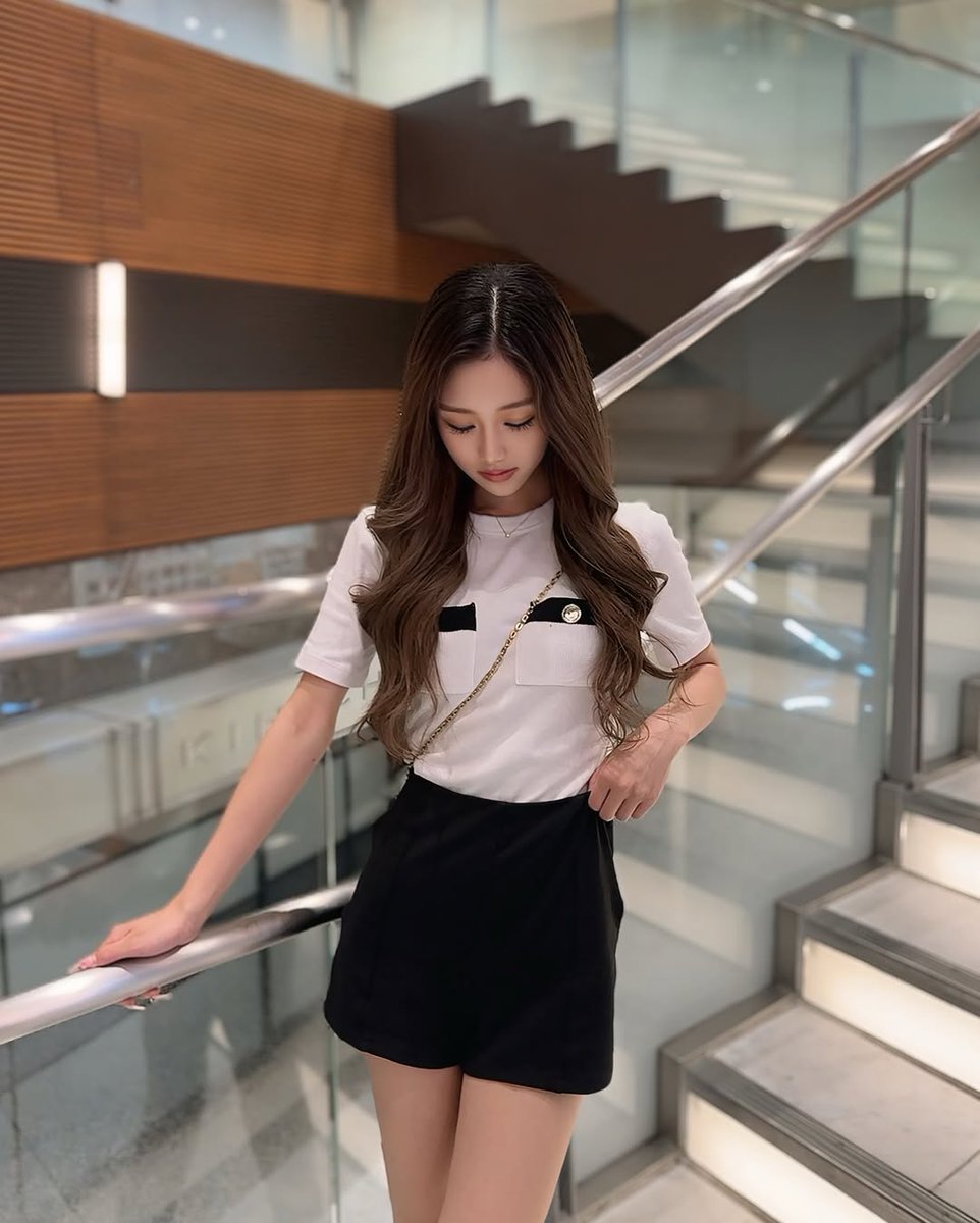 まいか@大阪 tweet media