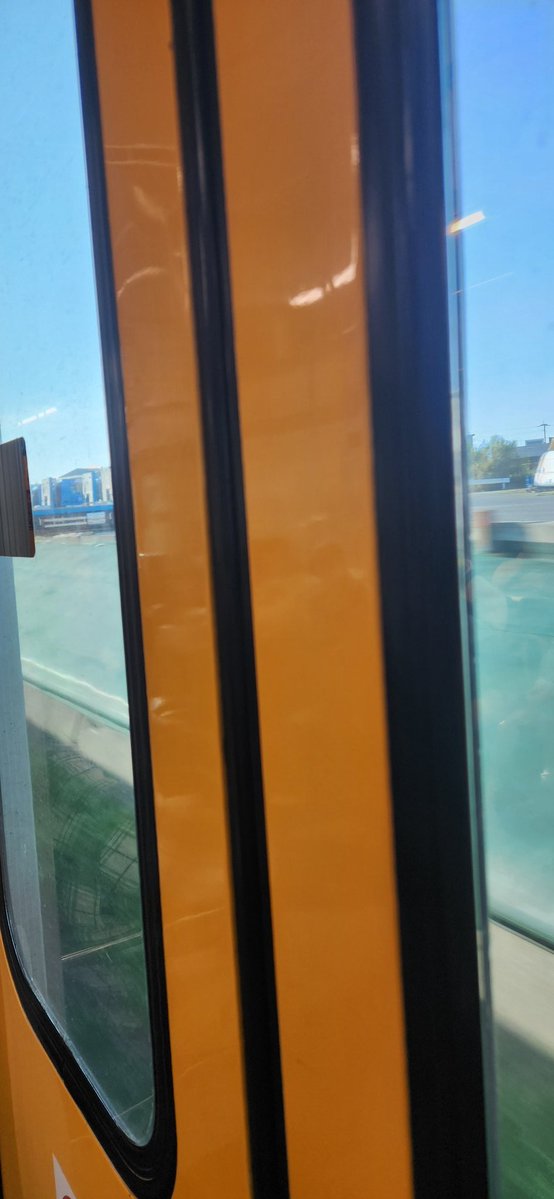 なまうに tweet media